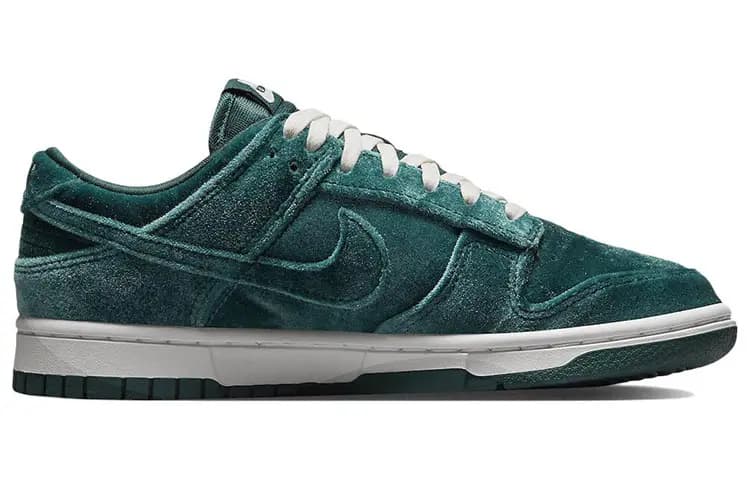 Nike Dunk Low Velvet Teal Qadın Ayaqqabısı 2