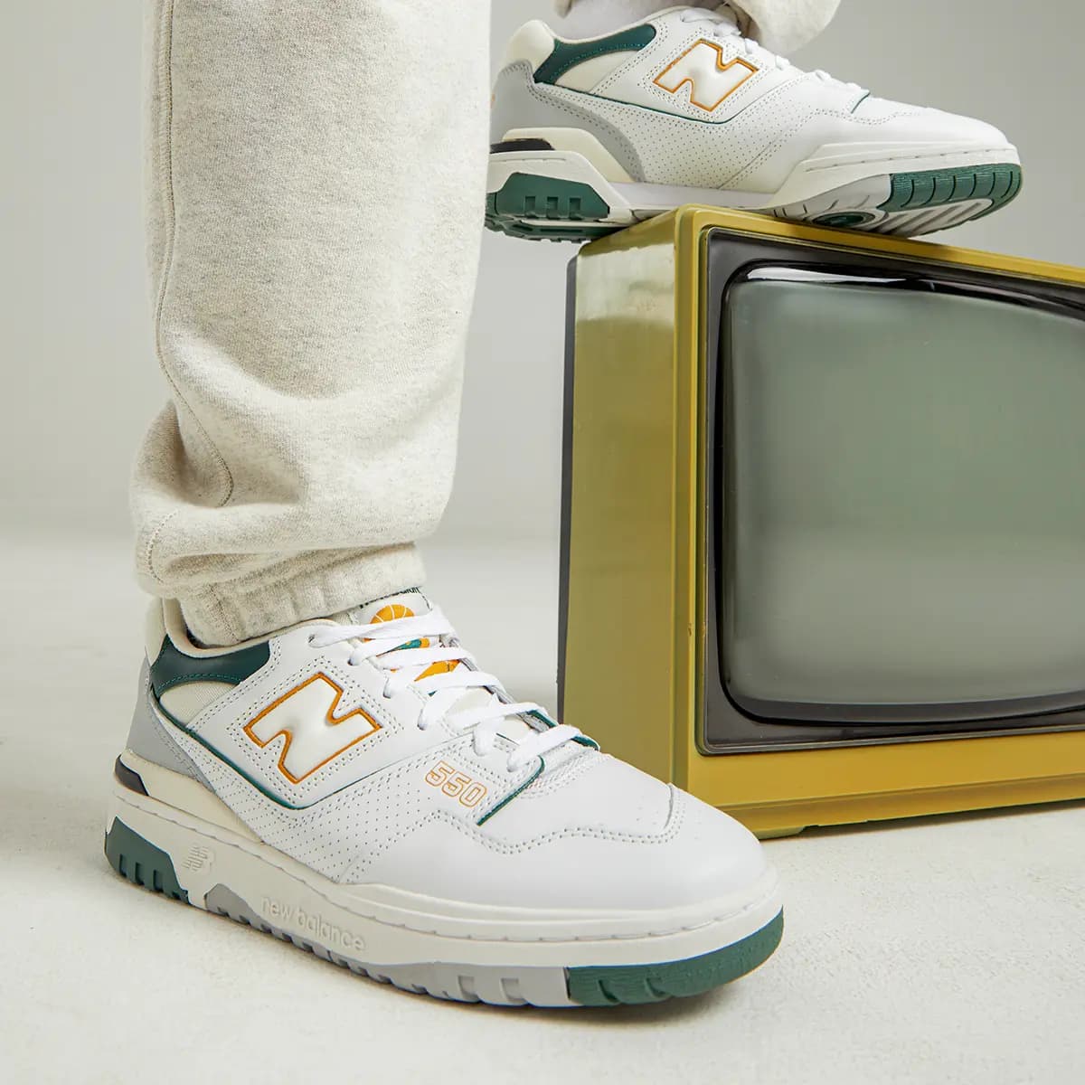 New Balance 550 Ağ/Yaşıl