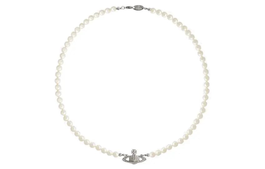 Vivienne Westwood Orb pendant Pearl Necklace 2