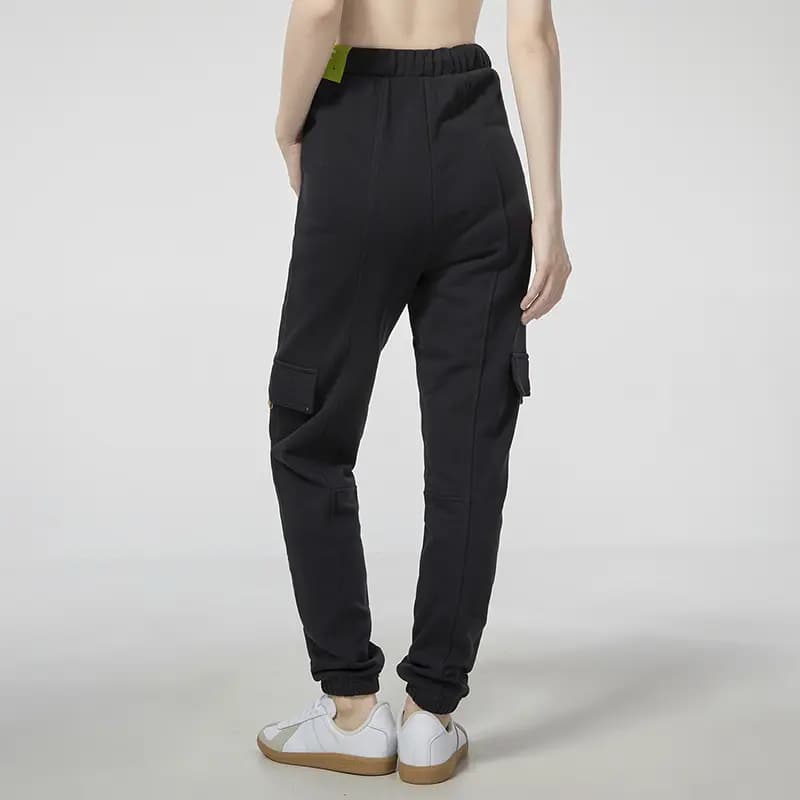 Adidas Qadın Karqo Şalvar Qara 4