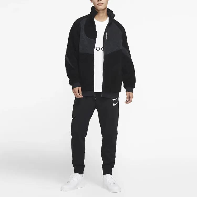 Nike Kişi Pencəyi Qara 7