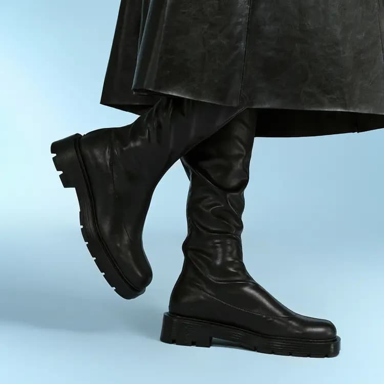 CHARLES&KEITH Small CK Uzunboğaz Qadın Çəkmələri Qara/Ağ 4