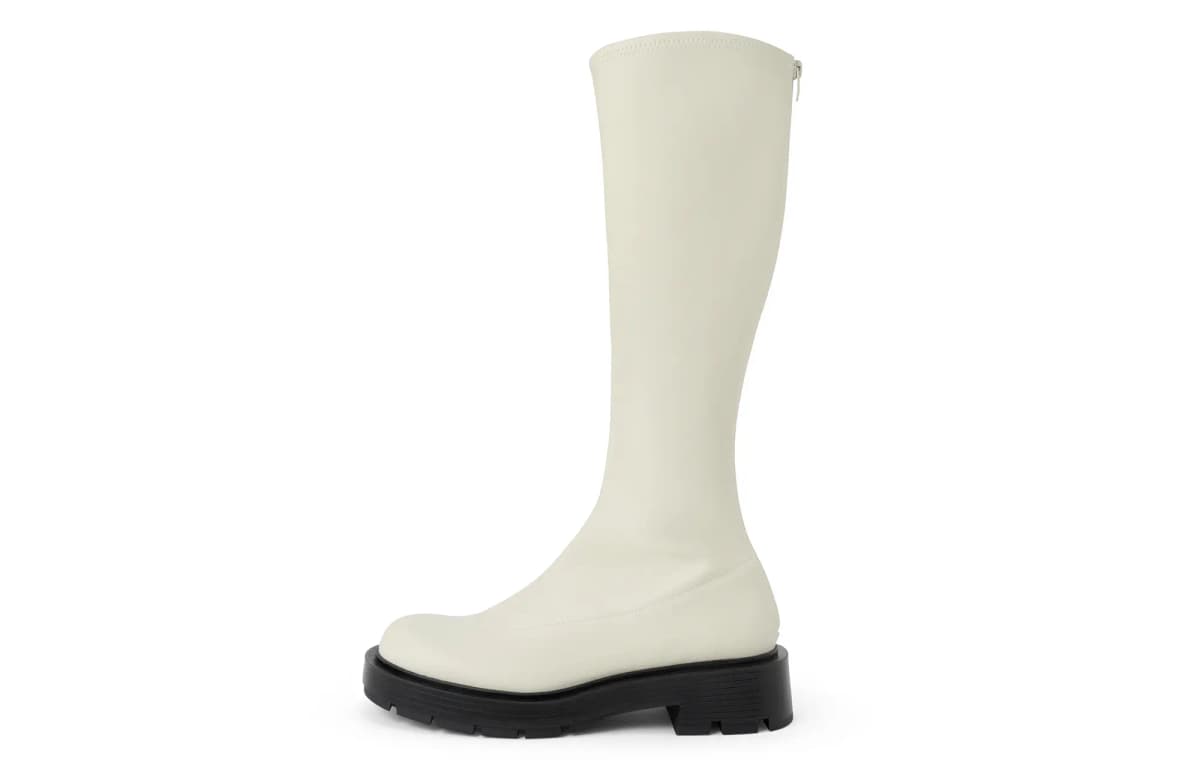 CHARLES&KEITH Small CK Uzunboğaz Qadın Çəkmələri Qara/Ağ 9