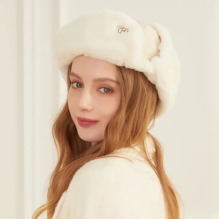 ELLE Furry Earflap Hat Winter Warm Riding Outdoor Hat Unisex 8