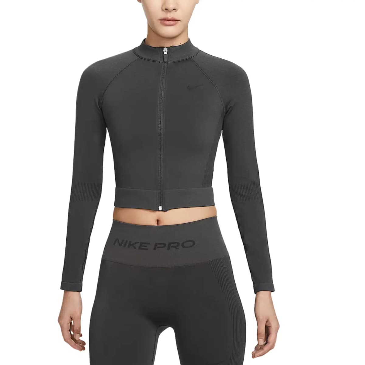 Nike Pro Qadın Fitness Topu 6