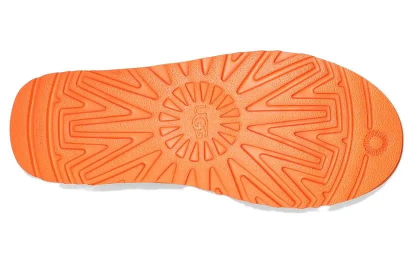 UGG Neumel Boot Clementine 6