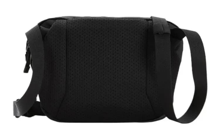 Arcteryx 1.5L Crossbody Bag Outdoor Bag Polyester Black Unisex 4