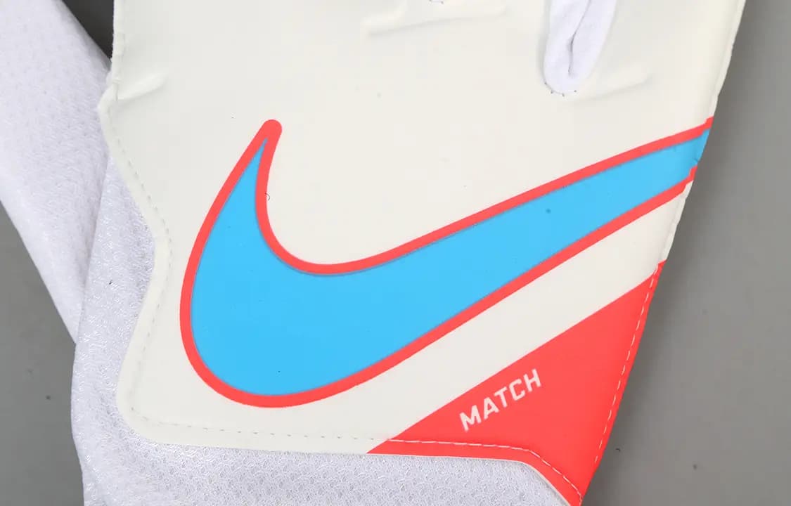 Nike Goalkeeper Match Qapıçı Əlcəyi Kişi 4