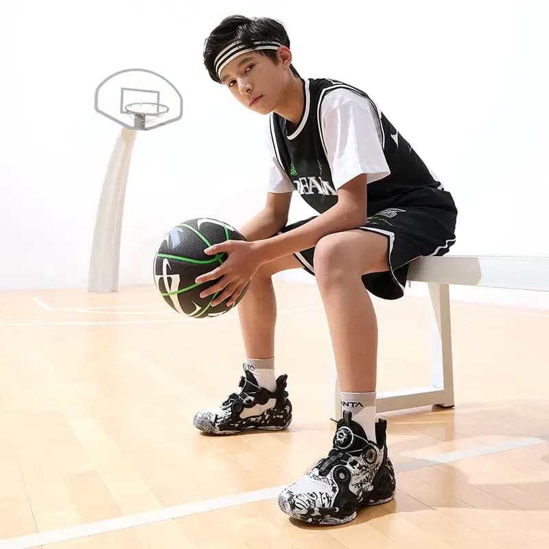 Anta Alien 2 Uşaq Basketbol Ayaqqabısı Qara/Ağ 10