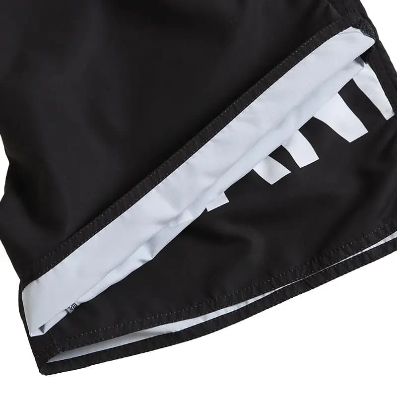 EMPORIO ARMANI SS23 Kişi Çimərlik Şortu Qara 4