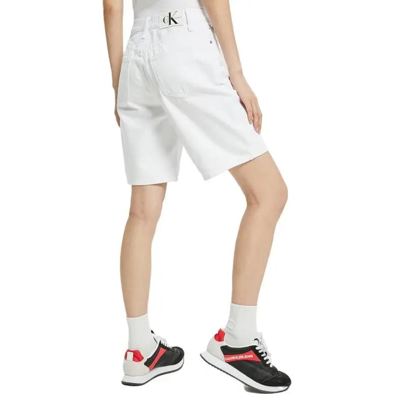Calvin Klein Qadın Cins Şortu Ağ 4