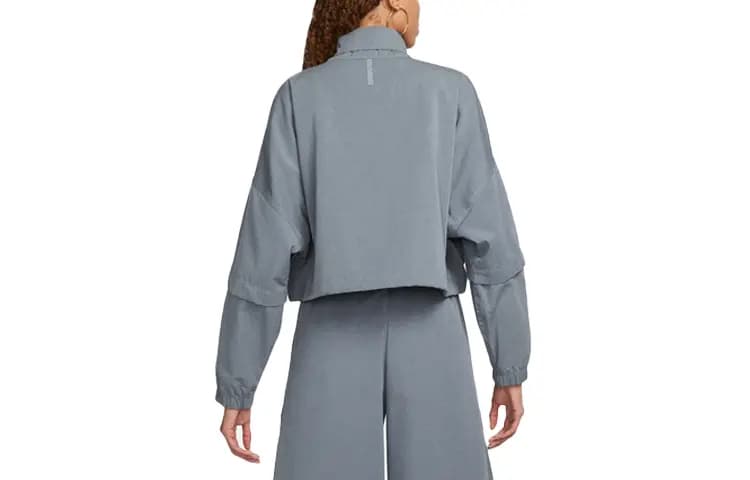 Nike SPORTSWEAR TECH PACK Cropped Qadın Pencəyi Boz 2