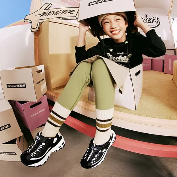 Skechers D'LITES Lifestyle Ayaqqabısı Qara/Qızılı 9