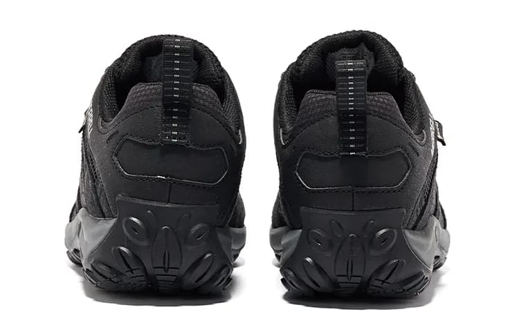 MERRELL Hiking / Trekking Shoes Men Low-Top Black 5