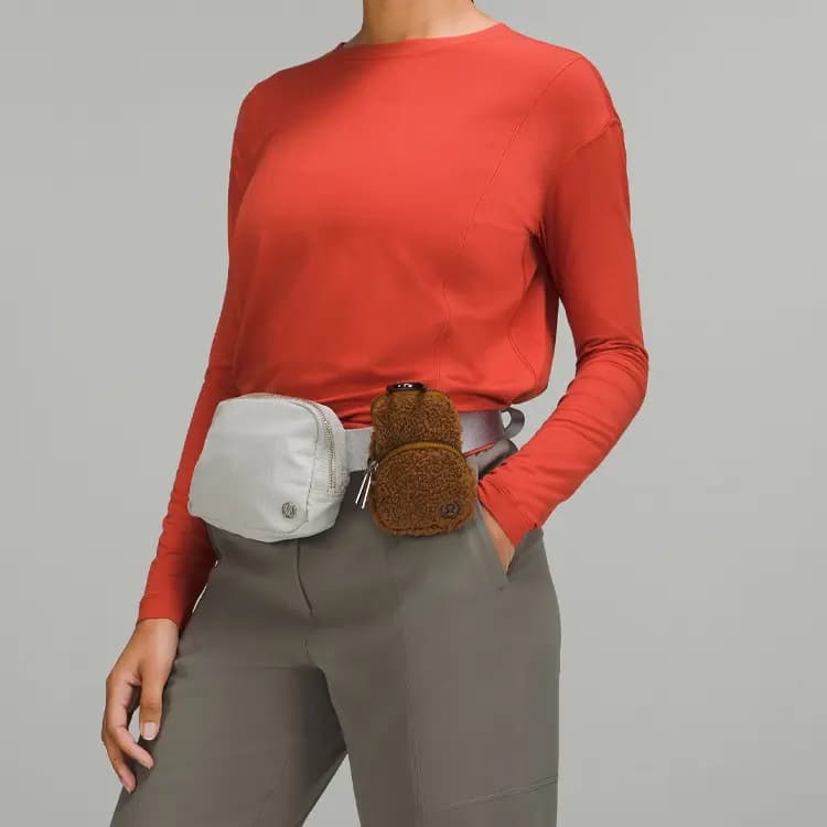 lululemon Nano Mini Buckle Textured Fleece Coin Purse XS Unisex Light Brown 6