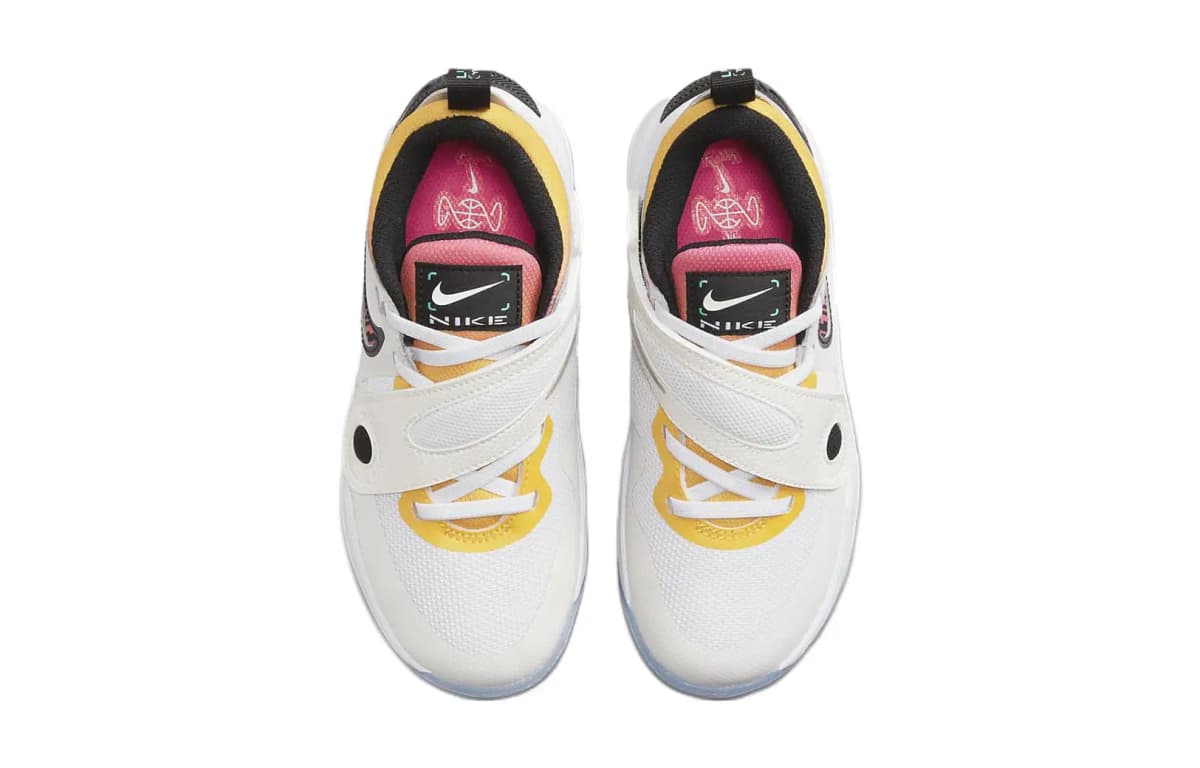 Nike Team Hustle D 11 Kids' Basketball Shoes Kids 4