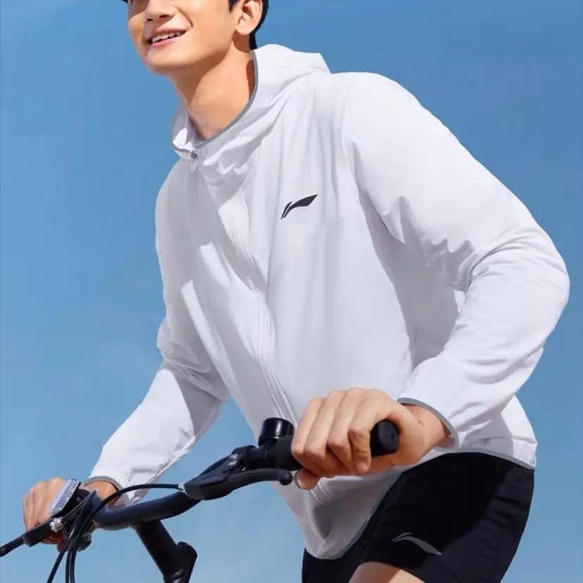 LiNing Unisex Günəşdən Qoruyucu Pencək Ağ 2