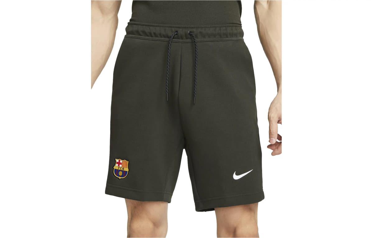 Nike Kişi İdman Şortu Zeytun Yaşılı