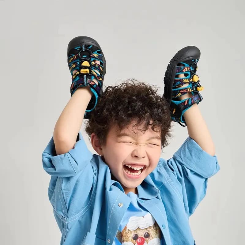 KEEN Newport H2 Uşaq Sandalı Qara 7