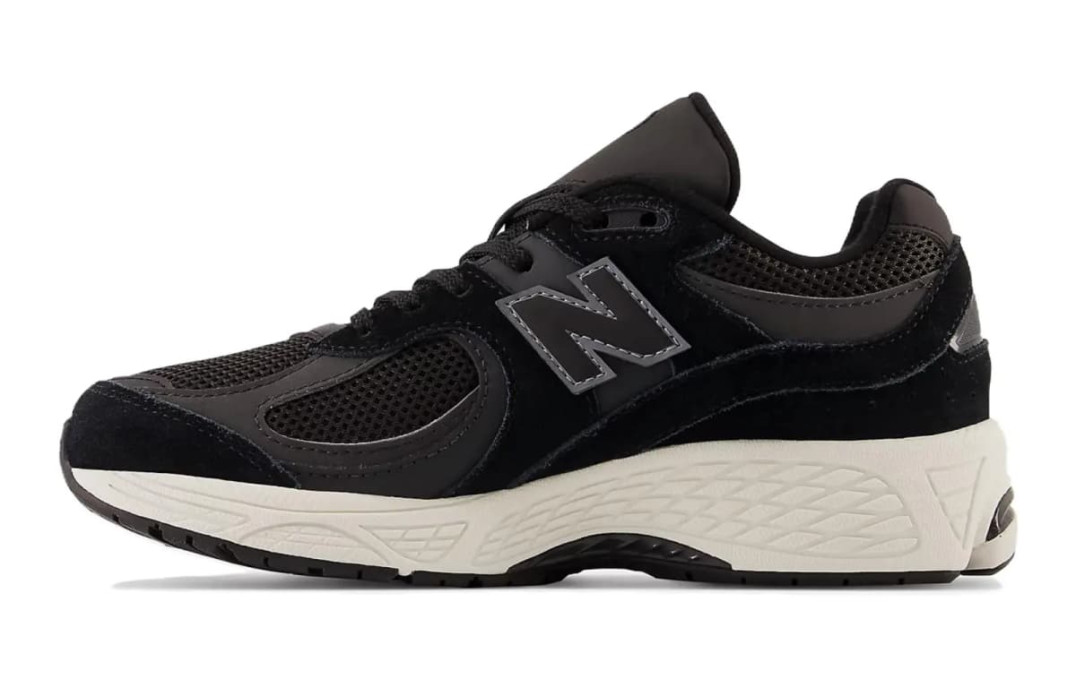 New Balance 2002R Black GS