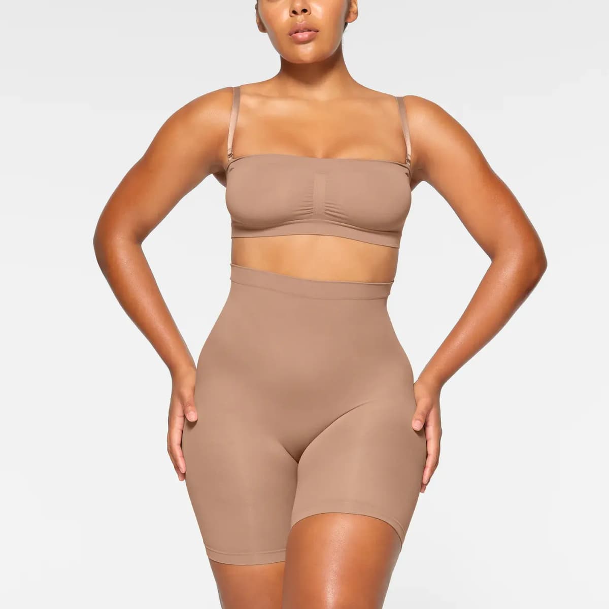 SKIMS SEAMLESS SCULPT Qadın Bandeau Top 3