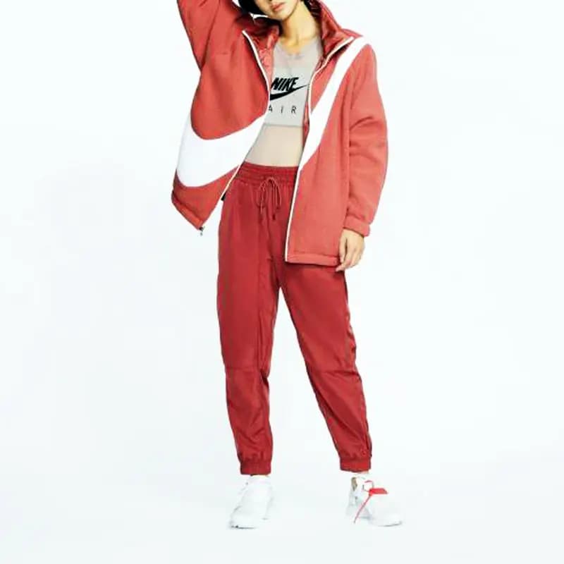 Nike Velvet Qadın Pencəyi 5
