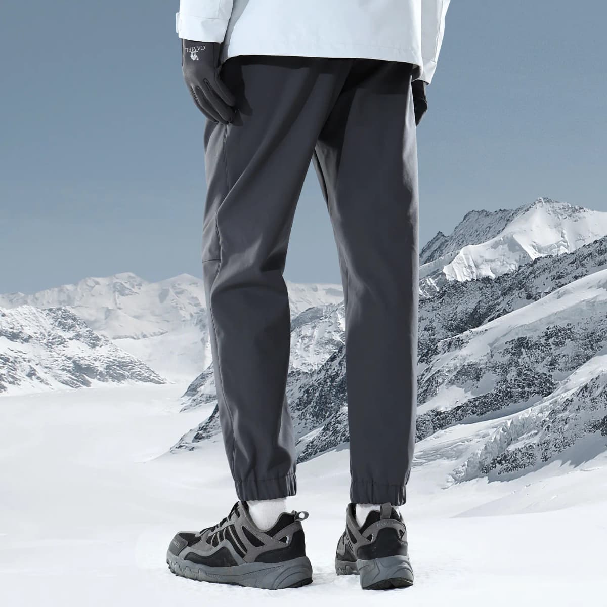 CAMEL Urban Function Series Solid Color Logo Windproof Water-Resistant Fleece Soft Shell Jogger Pants Men's 12