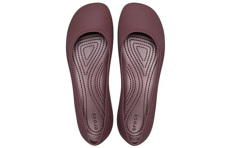 Crocs Brooklyn Flats Qadın Ayaqqabısı Dark Cherry 4