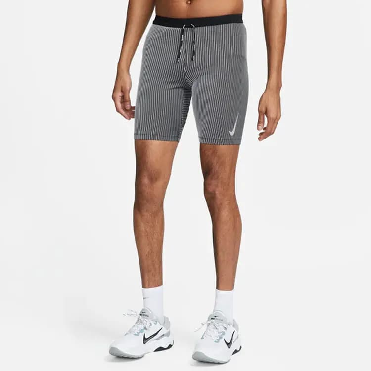 Nike AeroSwift Dri-FIT Adv Qaçış Şortu Kişi 5