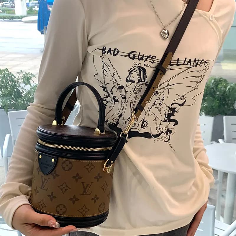Lan Bao Fan Çanta Aksessuarı Qadın Qara 5