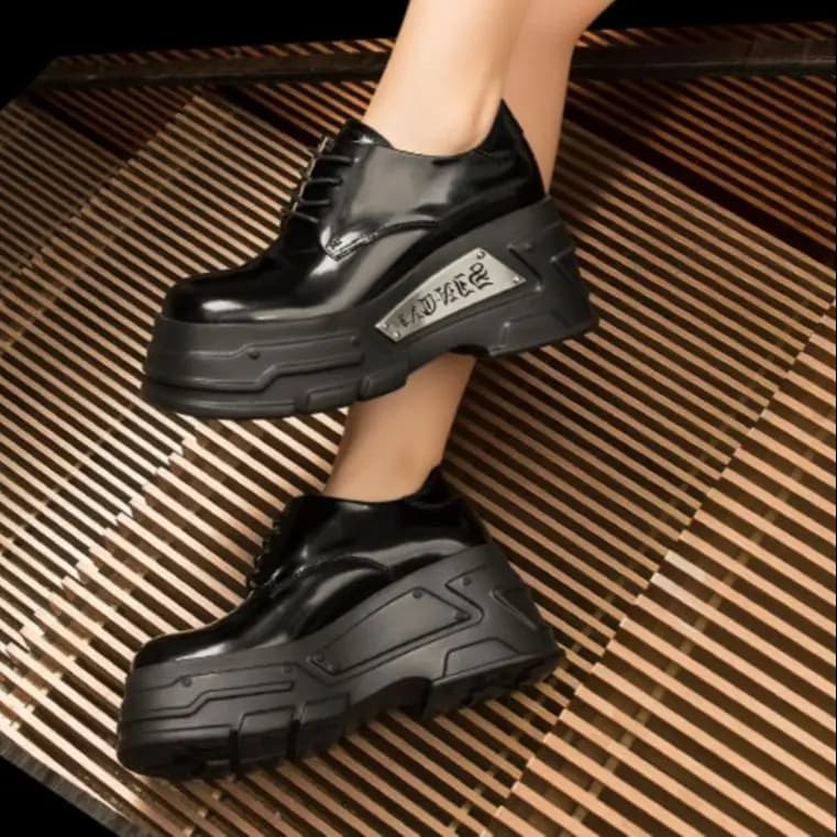 Coup De Foudre Loafers Women's 6