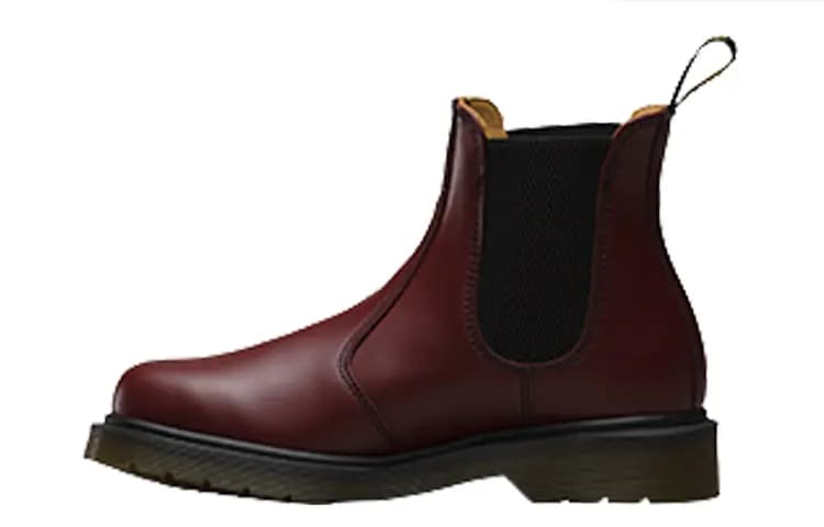 Dr.Martens 2976 Smooth Chelsea Boots Albalı