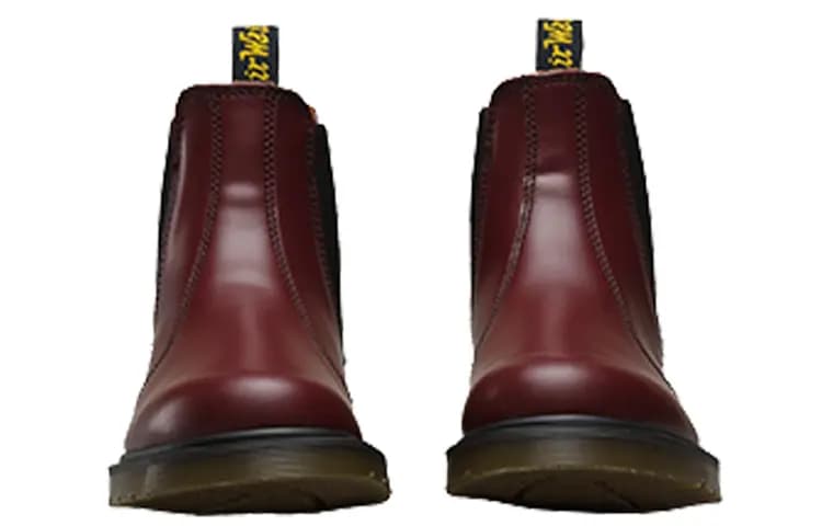 Dr.Martens 2976 Smooth Chelsea Boots 'Cherry Red' 3