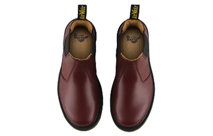 Dr.Martens 2976 Smooth Chelsea Boots 'Cherry Red' 2