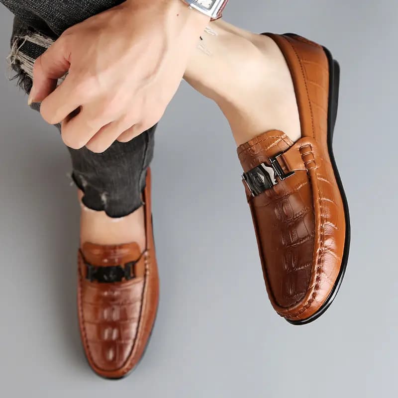 CKVUSAMG Top Layer Leather Slip-On Soft Fashion Trendy Commute Versatile Loafers Unisex 18