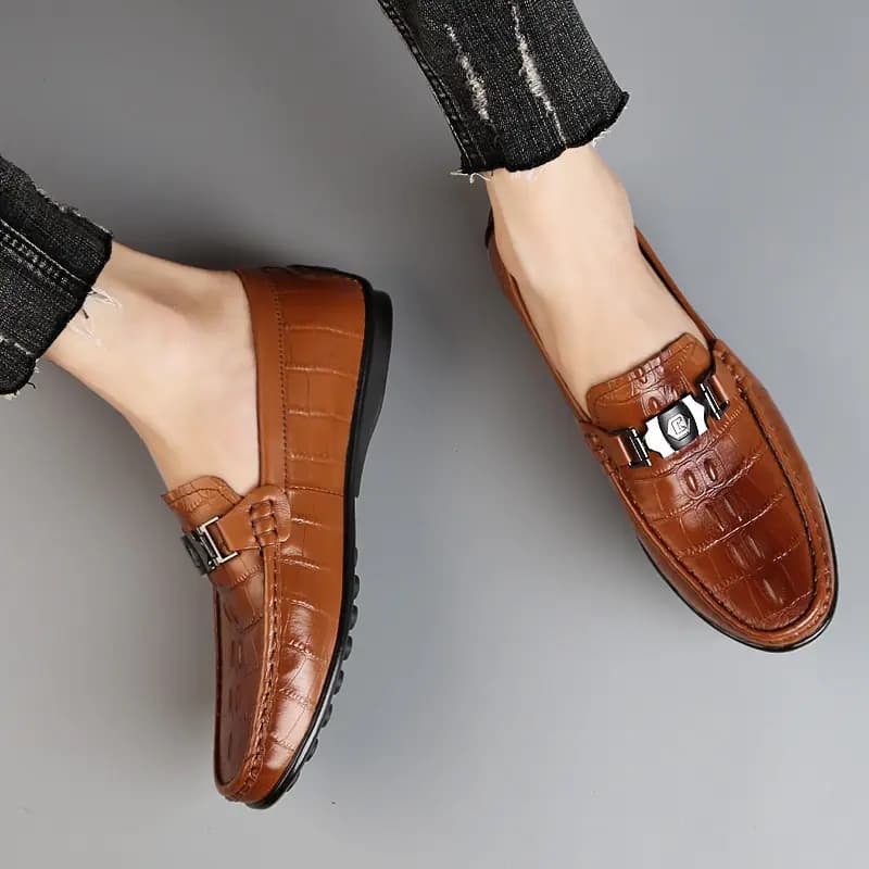 CKVUSAMG Top Layer Leather Slip-On Soft Fashion Trendy Commute Versatile Loafers Unisex 21