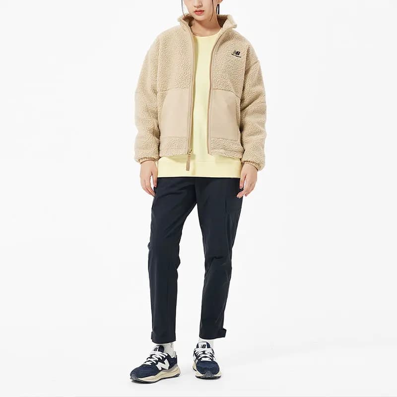 New Balance Velvet feel Coat Women's Khaki 2