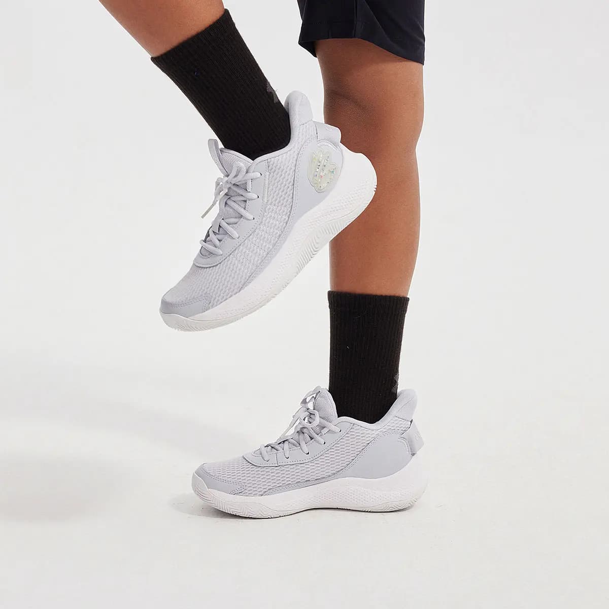 Under Armour Curry 3Z7 Uşaq Basketbol Ayaqqabısı 33