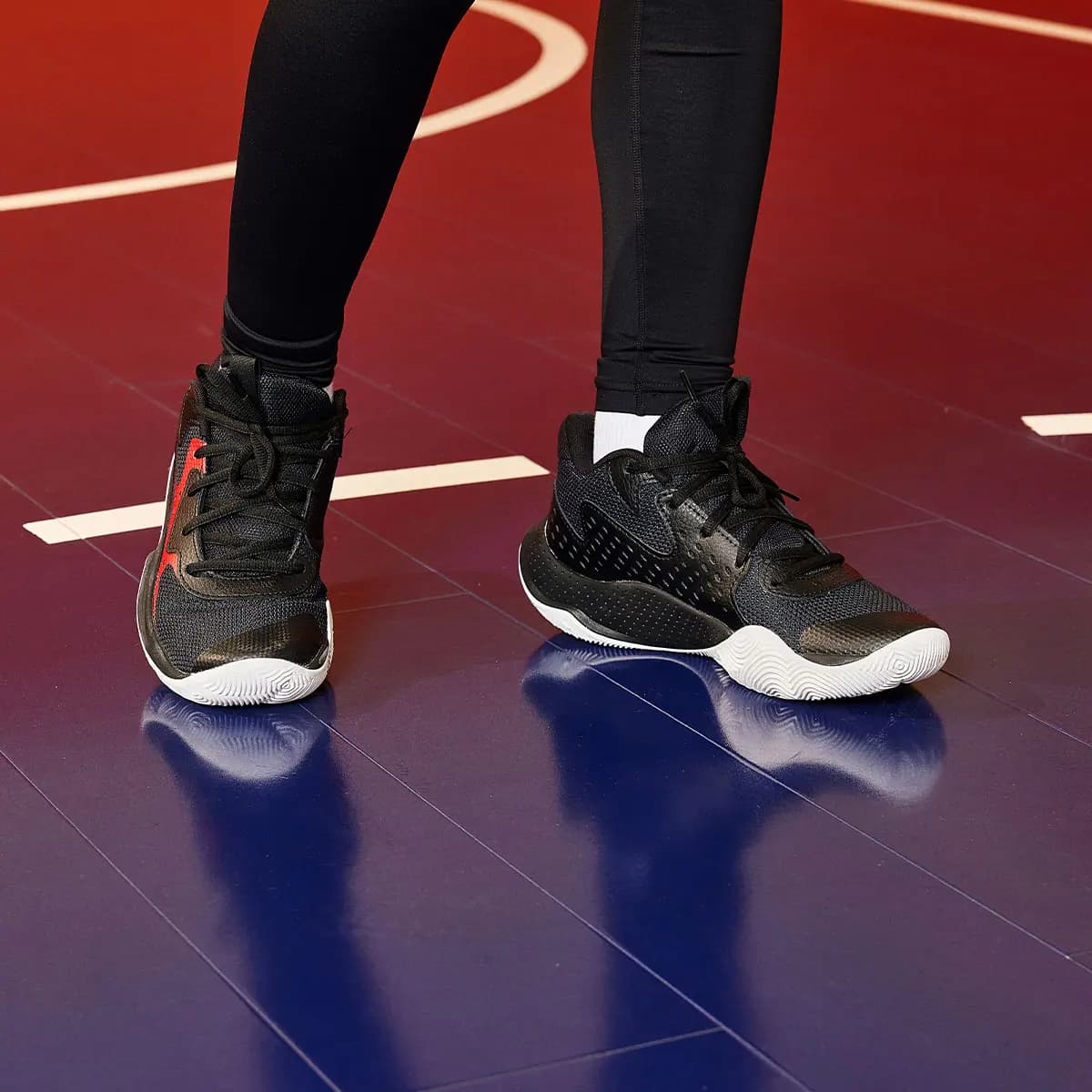 Under Armour Mid Top Basketball Shoes Kids' 18