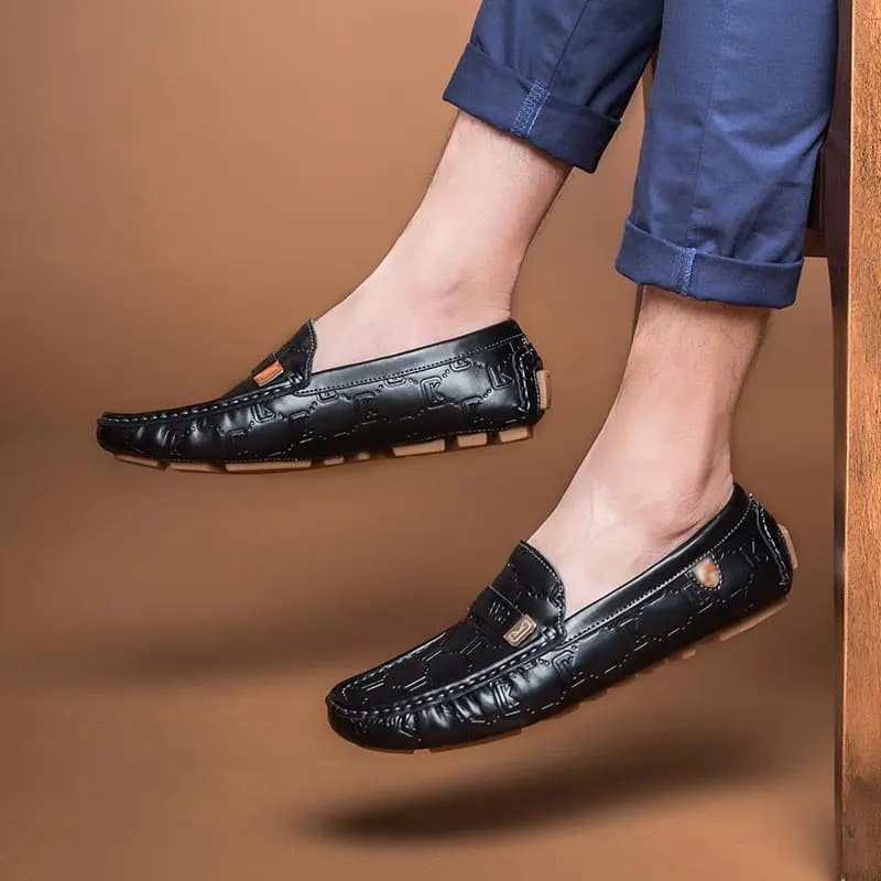 CKVUSAMG Gommino Loafers Men Black 6