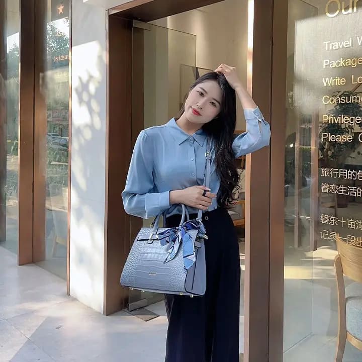 PAYOT Cow Leather Handbag, One Shoulder, Crossbody Bag Regular Women's Burgundy/Haze Blue/Ecru/Prussian Blue 10