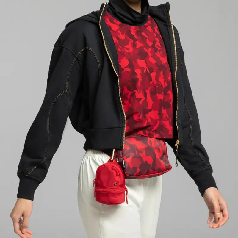 lululemon City Adventurer Casual Solid Color Zipper Closure Polyester Storage Pouch Nano Women's Red 5