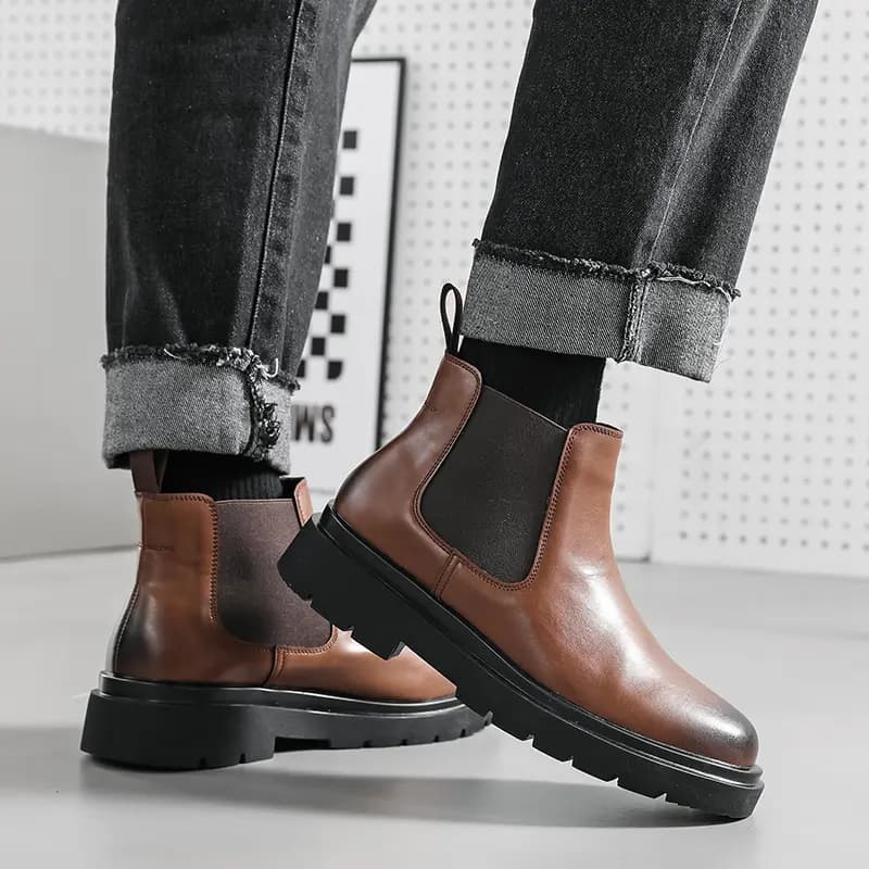 Cachiotti Short Chelsea Boots Men's 6