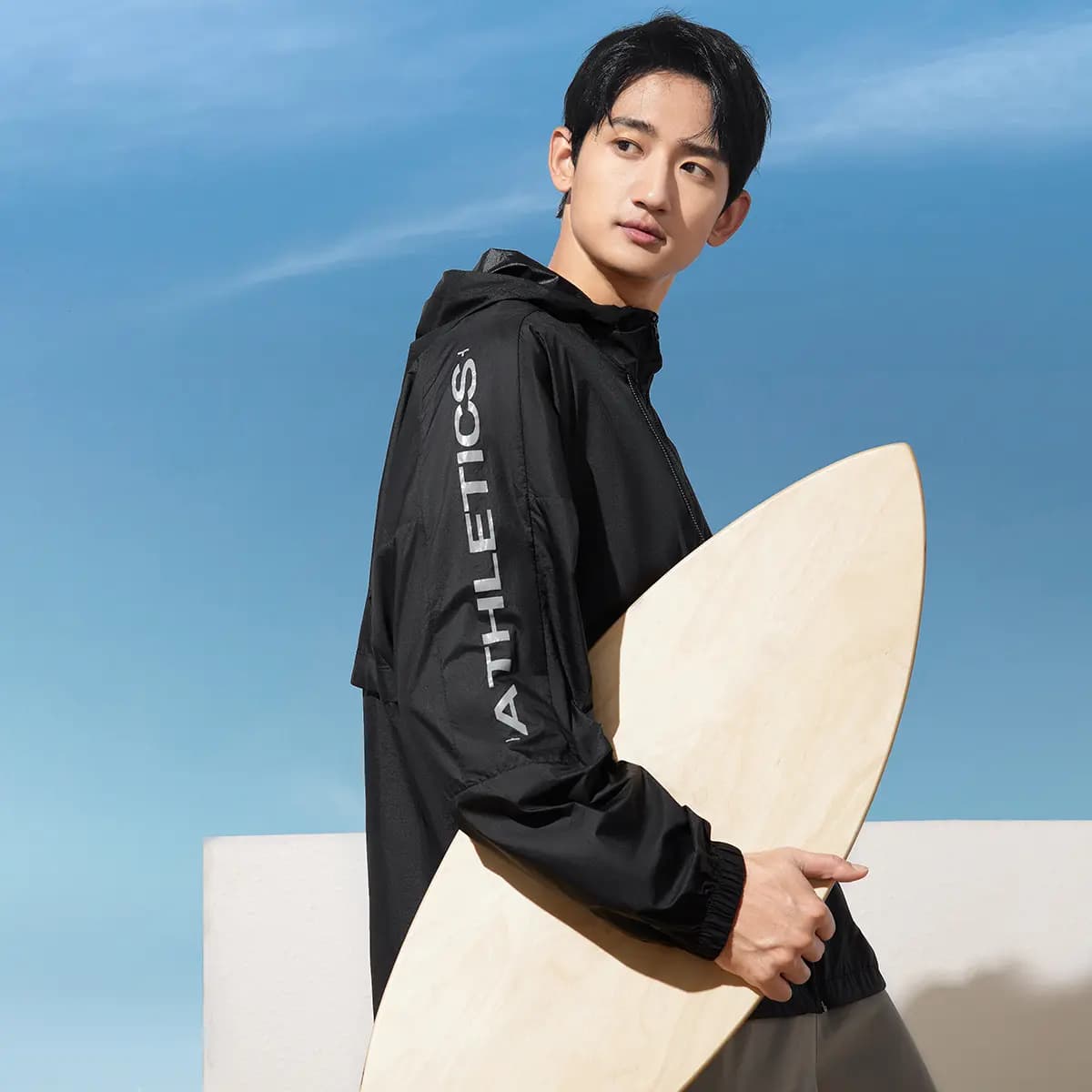 LiNing Smoothie Super Light, Breathable, Quick Dry, UV Protection, Cooling Sun Protection Clothing Unisex Black 4