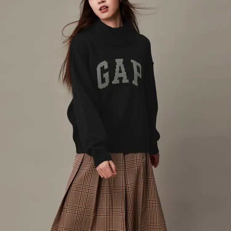 GAP Logo Mock Neck Qadın Sviteri 7
