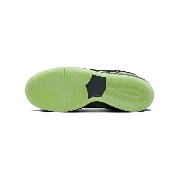 Nike SB Dunk Low The Powerpuff Girls Buttercup TD 4