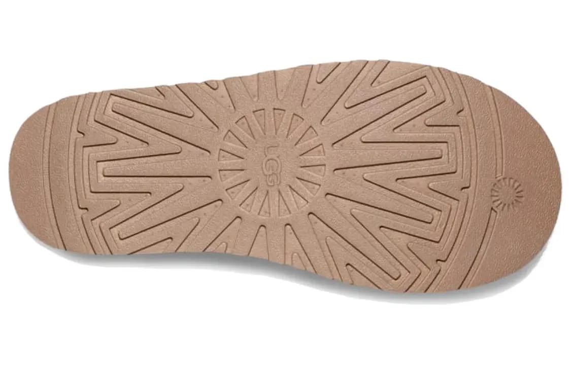 UGG Classic Dipper Boot Sand Women's 5
