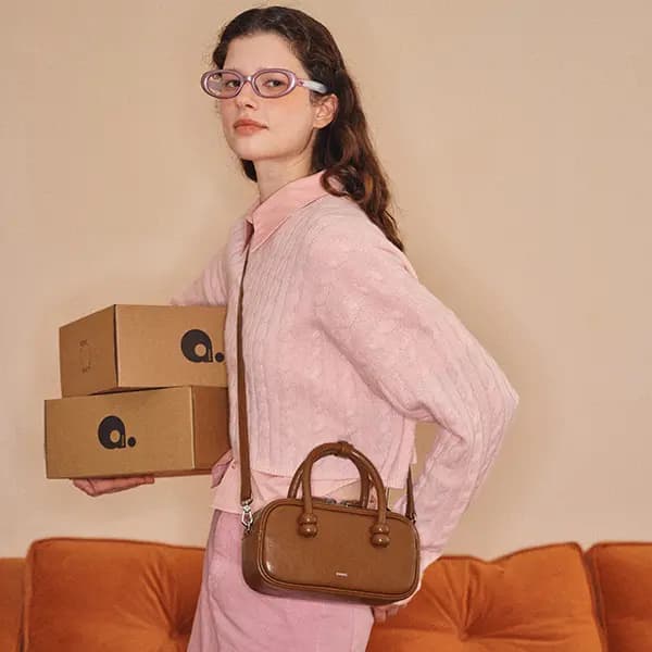 MUVA Cow Leather Fall Winter Fashion Versatile Genuine Leather Crossbody Handbag Small Women's 8