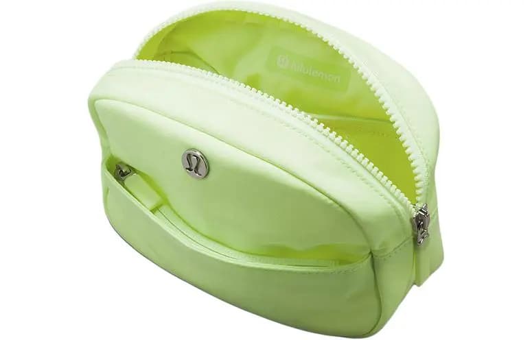 lululemon 0.7L Go Getter Metal Logo Zip Closure Makeup Bag Recycled Material Polyester Nylon Pouch Mini Women's Faded Green 2