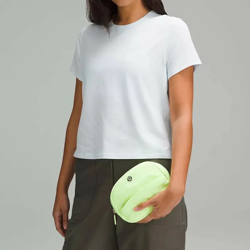 lululemon 0.7L Go Getter Metal Logo Zip Closure Makeup Bag Recycled Material Polyester Nylon Pouch Mini Women's Faded Green 3